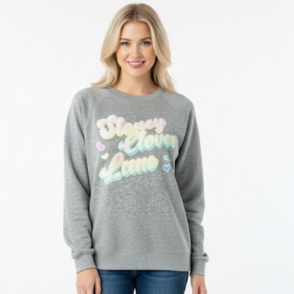 Stoney Clover Lane Gray Graphic Sweatshirt size medium cotton polyester blend